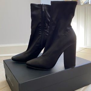 Kendall + Kylie Hailey Sockboot